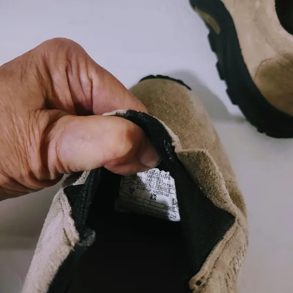 Merrell MOC Hiking Shoes Women’s 8M~Taupe~Slip On Loafers Casual Comfort - Picture 7 of 8